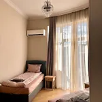 Apartamento Vibrant L Stylish 2bd In Center Varna