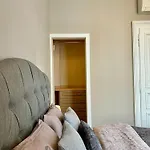 Apartament Vibrant L Stylish 2bd In Center Warna