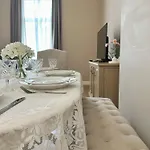 Apartament Vibrant L Stylish 2bd In Center Warna