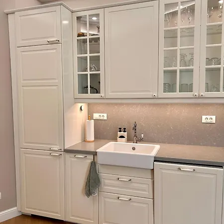 Apartamento Vibrant L Stylish 2bd In Center Varna