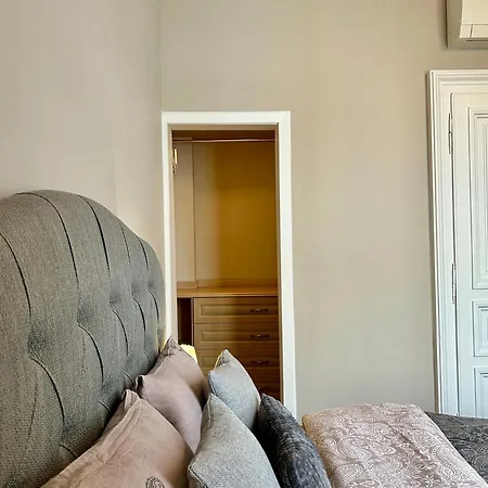 Apartament Vibrant L Stylish 2bd In Center Warna